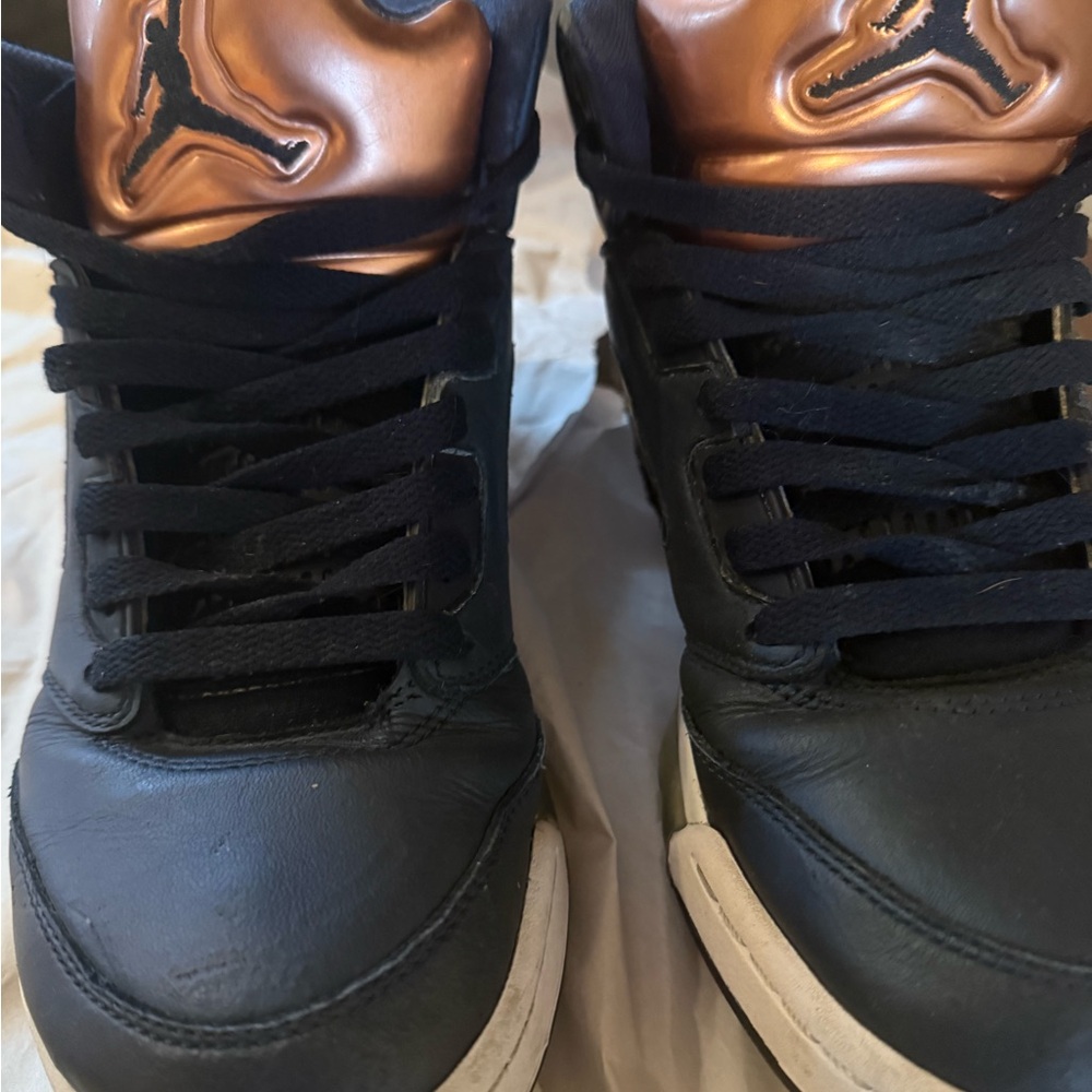 Jordan 5 Bronze size 6.5Y - Picture 10 of 16